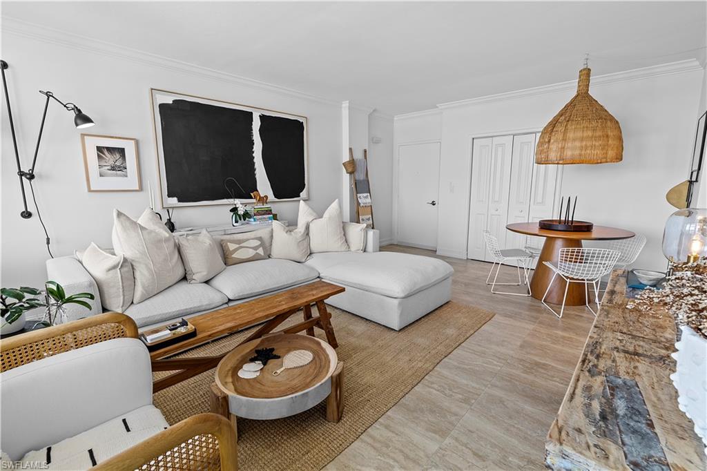 240 Seaview Court - 513